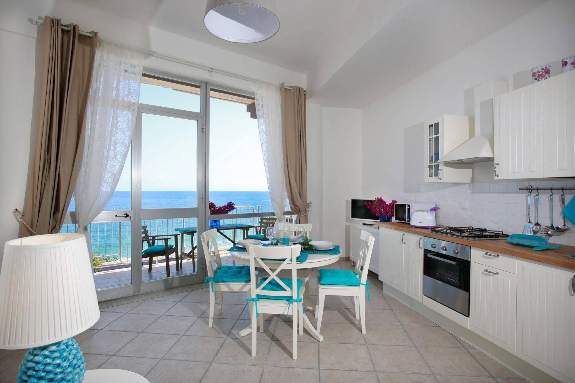 Taormina Holidays Residence Forza dʼAgro Eksteriør billede