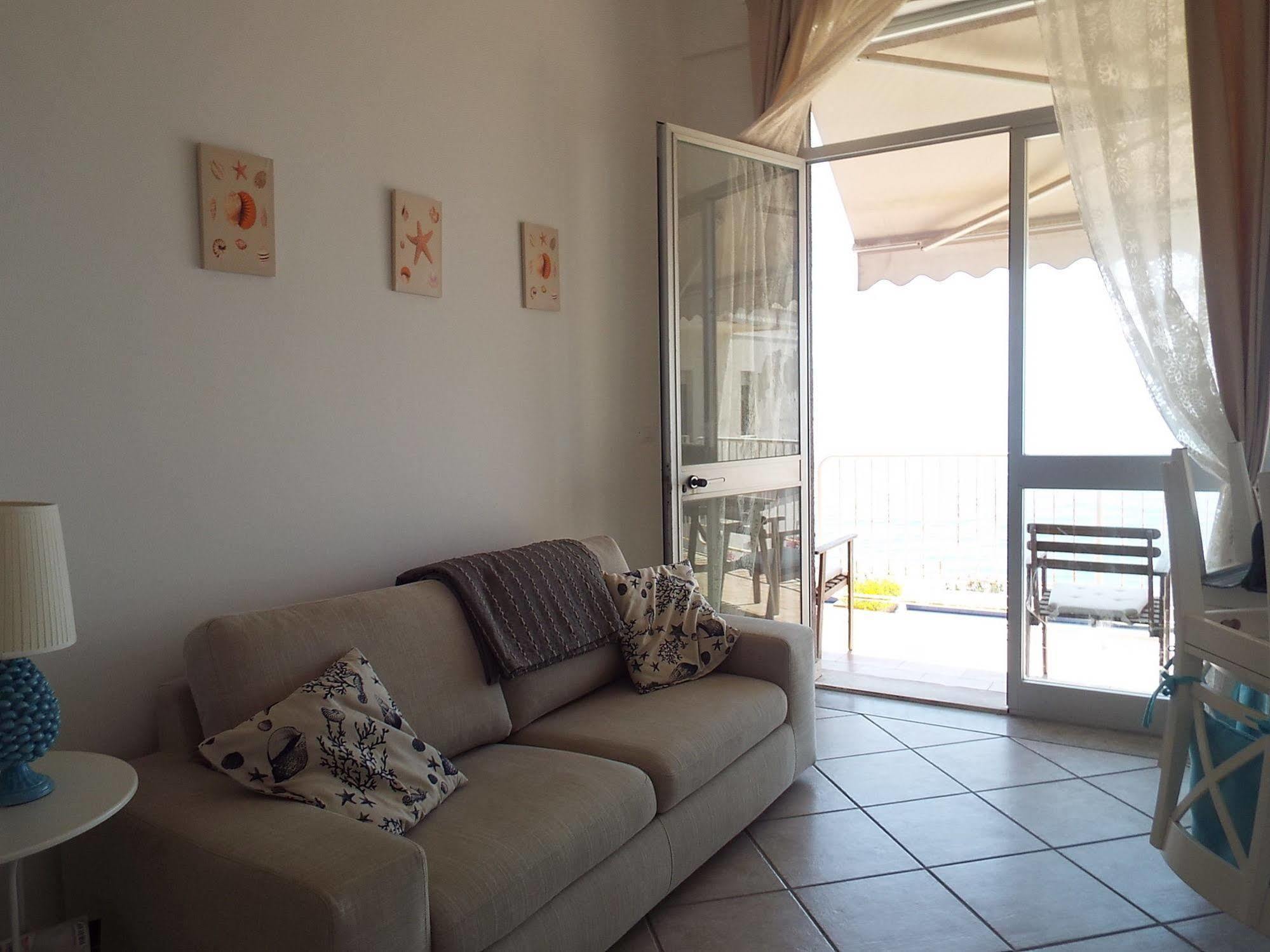 Taormina Holidays Residence Forza dʼAgro Eksteriør billede